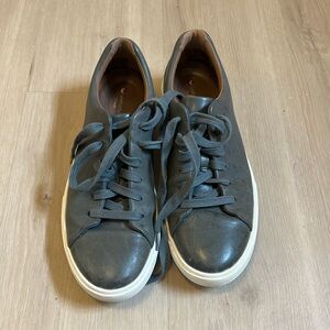 Grey Leather Clarks Shoes. Size 8.5